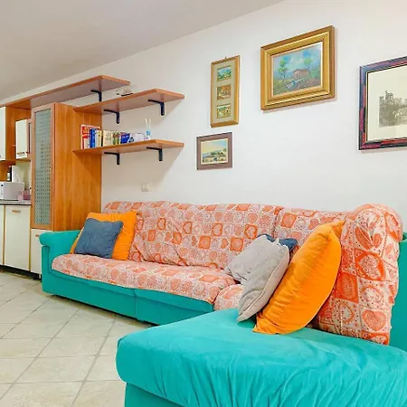 Apartment Biriala 2 *